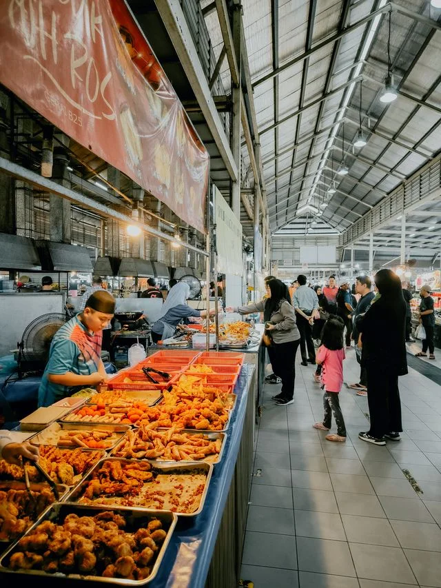 Gadong Night Market