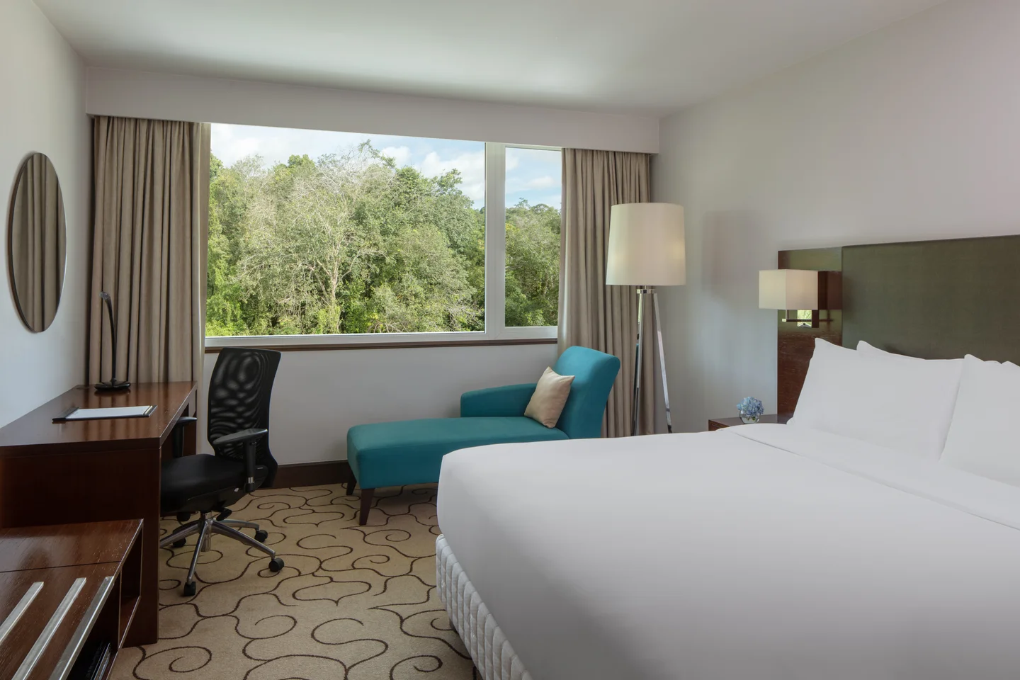 Superior Queen Room