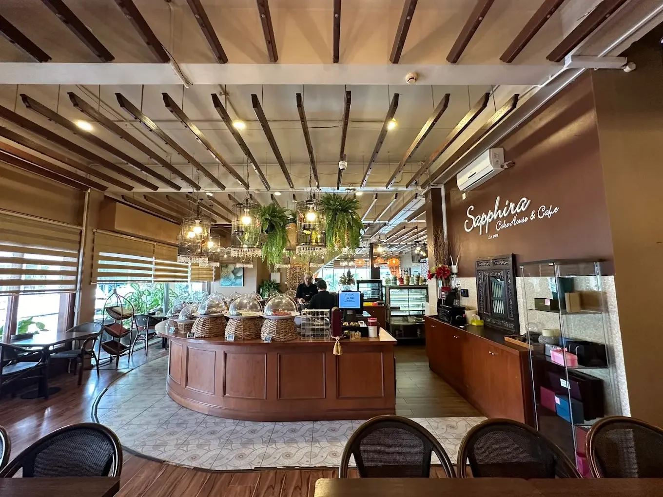 Sapphira Cake House
